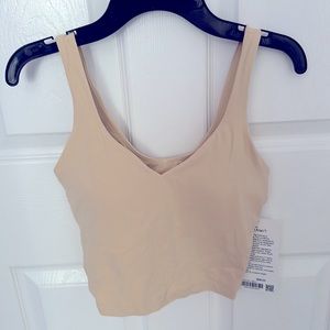 NWT Lululemon womens size 4 Align Tank